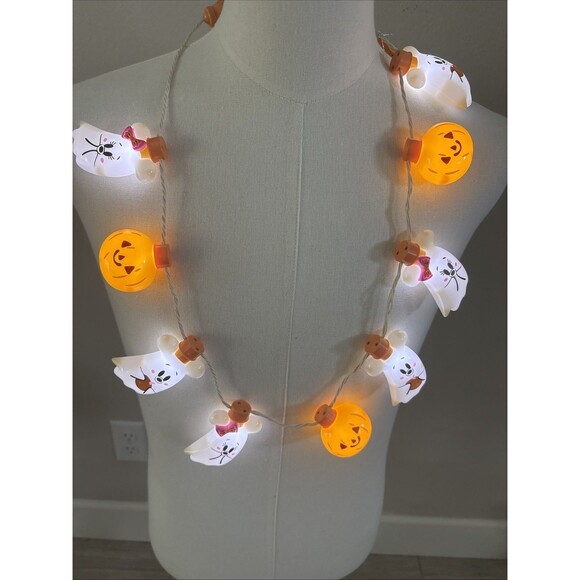 Disney Parks 2025 Halloween Mickey Minnie Ghosts Pumpkin Light up Necklace NEW - Picture 7 of 7